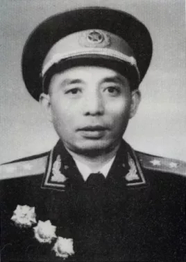 中将张藩